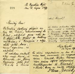 Tři dopisy a korespondenční lístek.