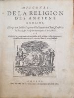 DISCOVRS DE LA RELIGION DES ANCIENS ROMAINS, Escript par Noble Seigneur Guillaume du Choul, Conseiller du Roy, et Bailly des montaignes du Daulphiné, ET Illustré d´un grand nombre de medailles, et de plusieurs belles figures retirées des marbres antiques, qui se trouvent á Rome, et par nostre Gaule. - du Choul, Guillaume