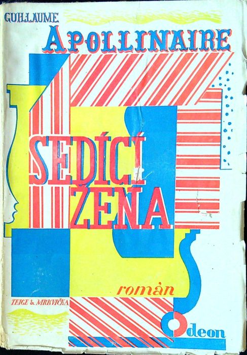 Sedící žena.