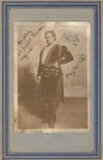 Fotografie Leo Slezáka s jeho podpisem a dedikací. - 